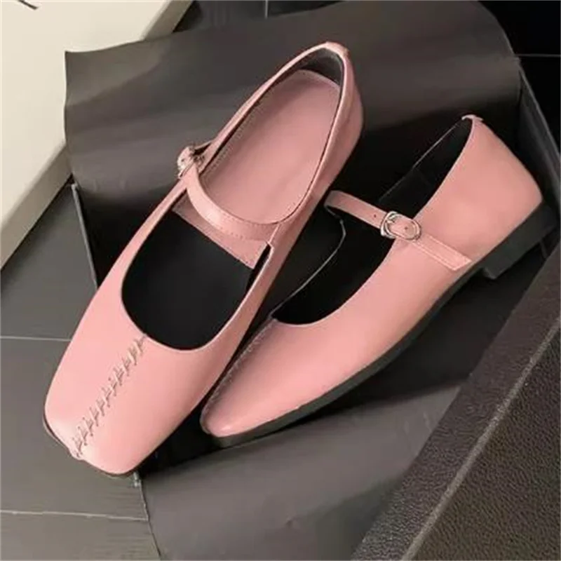 Sewing Lines Shoes for Women Square Toe Mary Janes Low Heels Mixed Colors Zapatos Mujer Buckle Female Front Strap Chassure Femme
Sewing Lines Shoes for Women Square Toe Mary Janes Low Heels Mixed Colors Zapatos Mujer Buckle Female Front Strap Chassure Femme