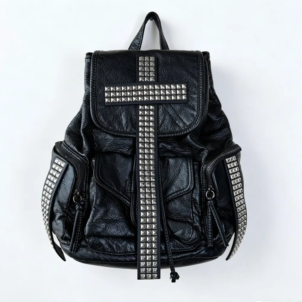 Original Subculture Bag Rivet Cross Backpack Personality Large Capacity Backpack for Men and Women
Original Subculture Bag Rivet Cross Backpack Personality Large Capacity Backpack for Men and Women