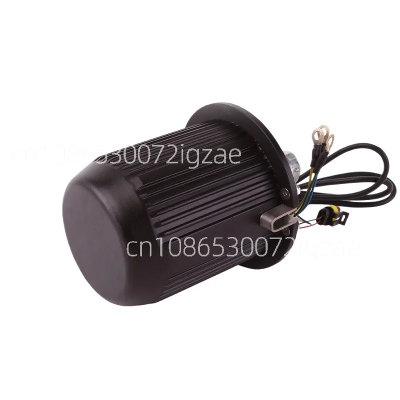 Brushless DC electric sweeper scooter owner brush motor GF090AK-500W48V
Brushless DC electric sweeper scooter owner brush motor GF090AK-500W48V