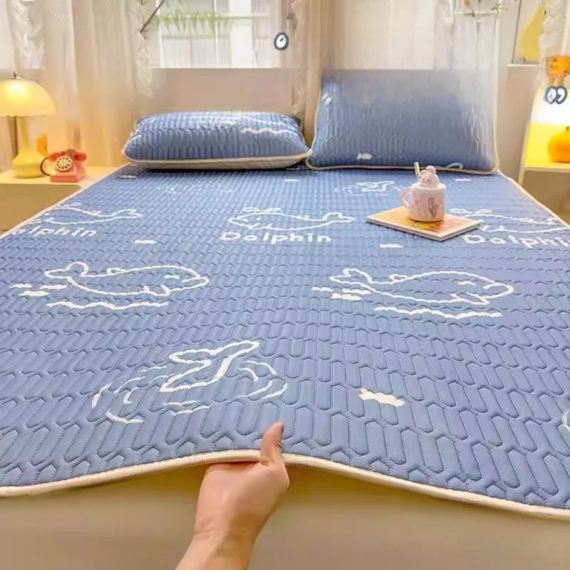 Summer Ice Silk Latex Cooling Mat Three-Piece Set Washable Home Use Air Conditioner Mat 2026 Bed Canopy Style Dormitory Singl...
Summer Ice Silk Latex Cooling Mat Three-Piece Set Washable Home Use Air Conditioner Mat 2026 Bed Canopy Style Dormitory Singl...