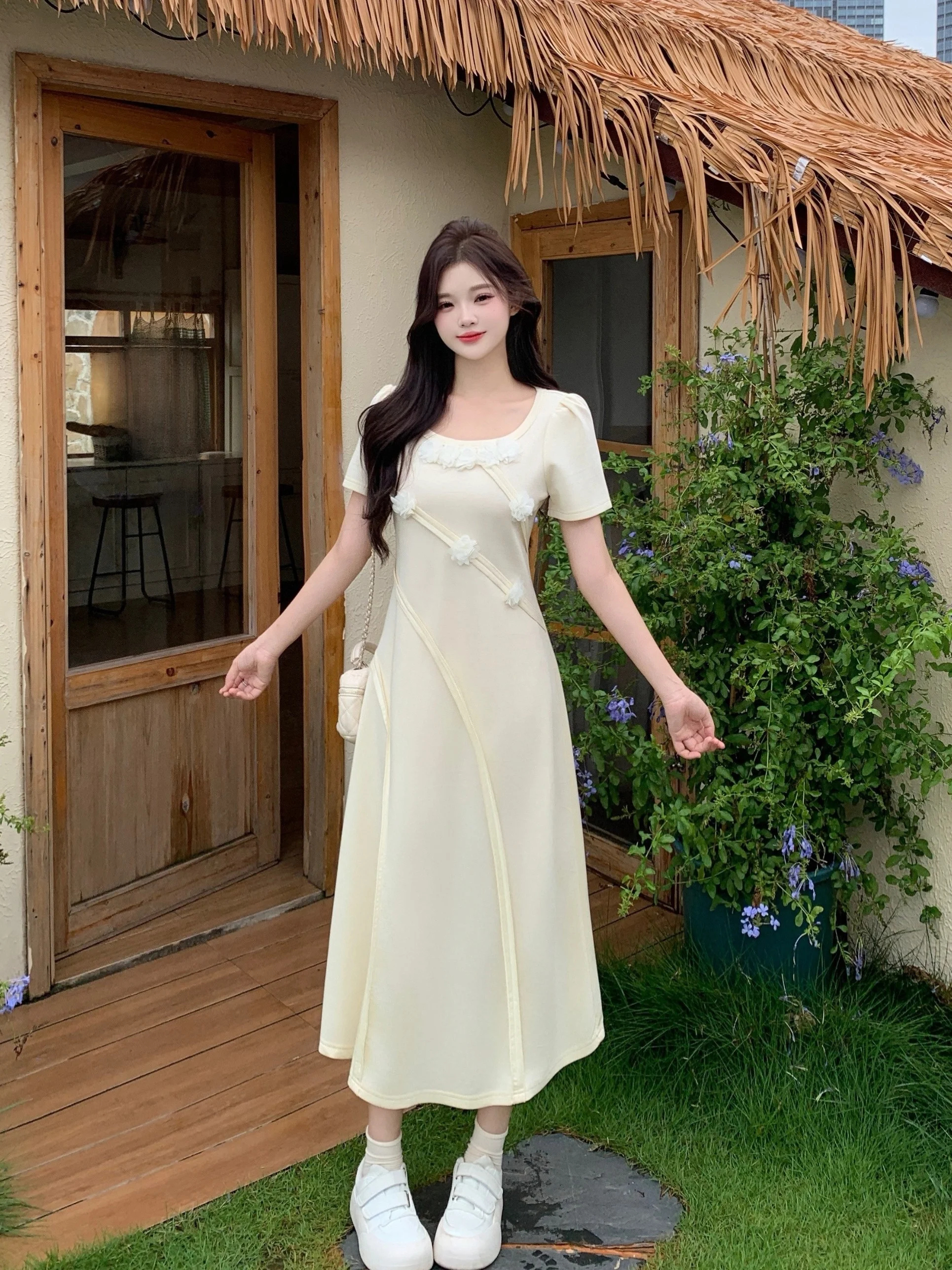 plus Size Women's Floral Print Square Neck A-Line Long Dress Slimming Waist Design Summer New Style Korean Commute Fashion
plus Size Women's Floral Print Square Neck A-Line Long Dress Slimming Waist Design Summer New Style Korean Commute Fashion