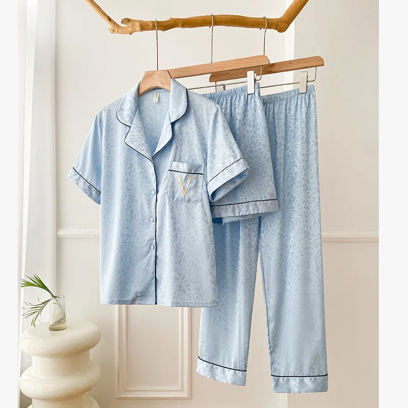 Spring New Women's Pajamas Set Sleepwear Silky Satin Short Sleeve Trouser Pijamas Suit Sweet Sexy Blue Jacquard Homewear Pyjama
Spring New Women's Pajamas Set Sleepwear Silky Satin Short Sleeve Trouser Pijamas Suit Sweet Sexy Blue Jacquard Homewear Pyjama