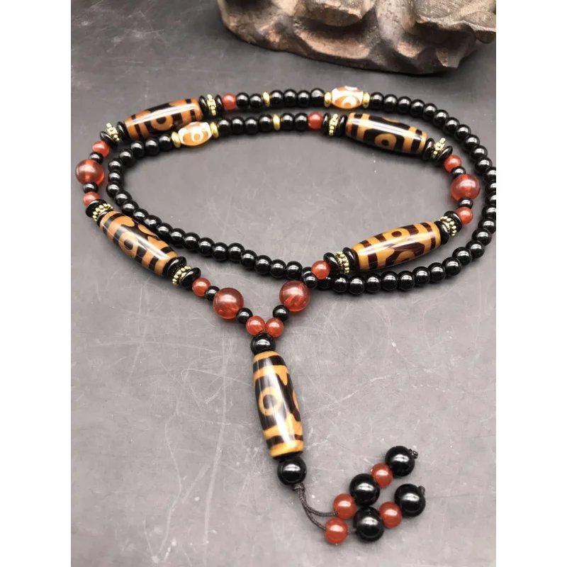 Natural Agate Dzi Bead Necklace, Three-Eyed and Nine-Eyed Tibetan Buddhist Beads, Unisex Decorative Jewelry for Gifts
Natural Agate Dzi Bead Necklace, Three-Eyed and Nine-Eyed Tibetan Buddhist Beads, Unisex Decorative Jewelry for Gifts