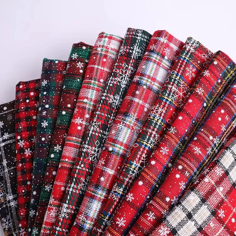 1/3/5/10M Christmas fabric snowflake printed checkered fabric, manual DIY sewing gift fabric for Christmas decoration background
1/3/5/10M Christmas fabric snowflake printed checkered fabric, manual DIY sewing gift fabric for Christmas decoration background