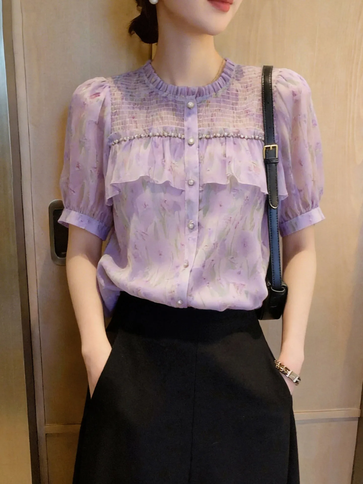 Korean Style Floral Print Shirt Short Sleeve Single Button Fashionable Versatile Summer Top Women's plus Size Casual Wear
Korean Style Floral Print Shirt Short Sleeve Single Button Fashionable Versatile Summer Top Women's plus Size Casual Wear