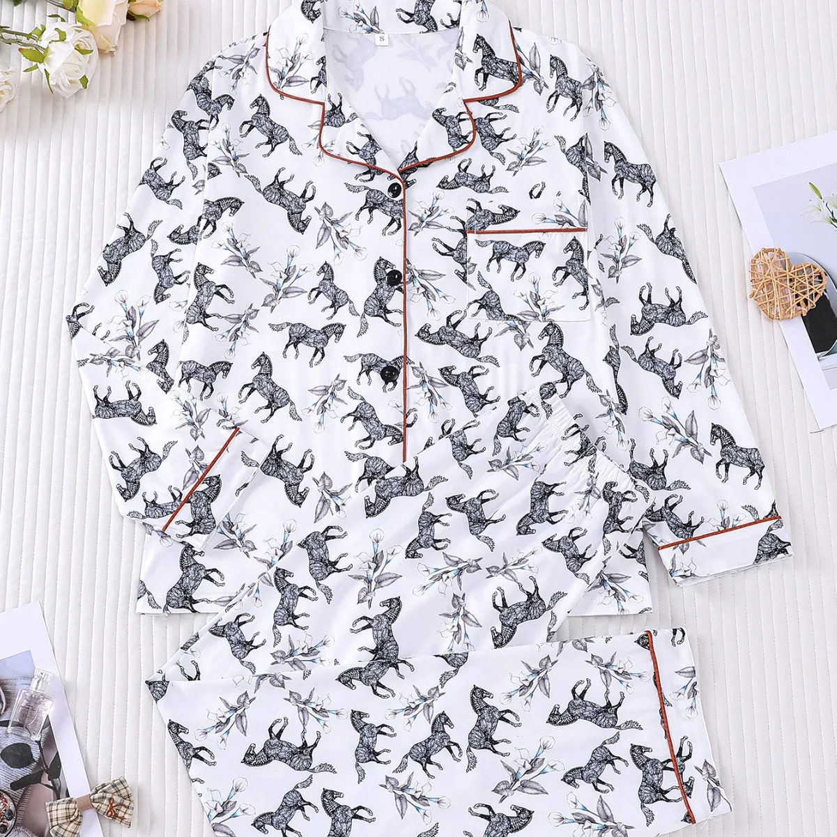 Loose Breathable Autumn Pajama Set, Long Sleeve Long Pants, Comfortable Casual Loungewear, Support Outdoor Wearing
Loose Breathable Autumn Pajama Set, Long Sleeve Long Pants, Comfortable Casual Loungewear, Support Outdoor Wearing