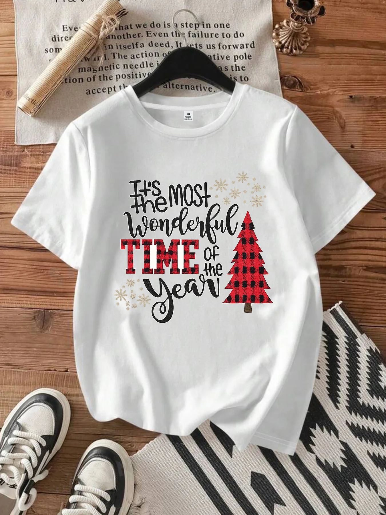 【WDS00118】Plus size women's round neck short sleeve T-shirt with elastic half sleeves and trendy prints
【WDS00118】Plus size women's round neck short sleeve T-shirt with elastic half sleeves and trendy prints