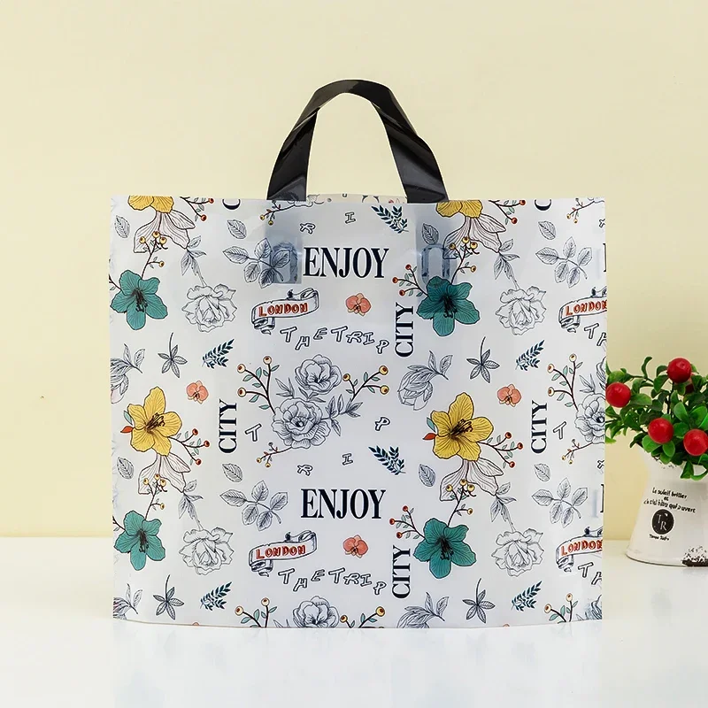 50pcs plastic bags clothing store bag high grade plastic gift bags women's hand carry rubber bag big package
50pcs plastic bags clothing store bag high grade plastic gift bags women's hand carry rubber bag big package
