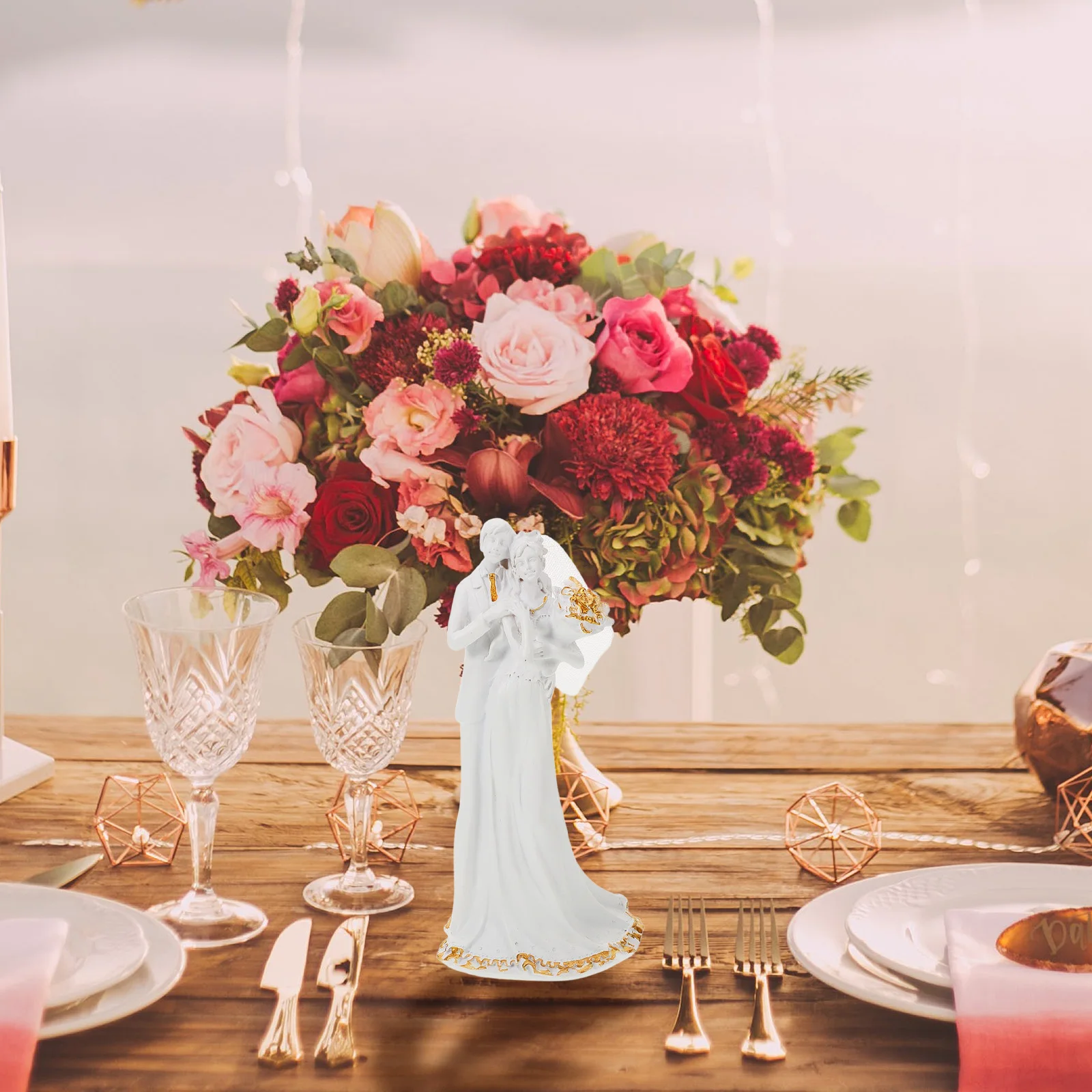 Wedding Decorations Romantic Sculpture Resin Bride Groom Table Decor Valentine Figurines Anniversary Statue Garden
Wedding Decorations Romantic Sculpture Resin Bride Groom Table Decor Valentine Figurines Anniversary Statue Garden