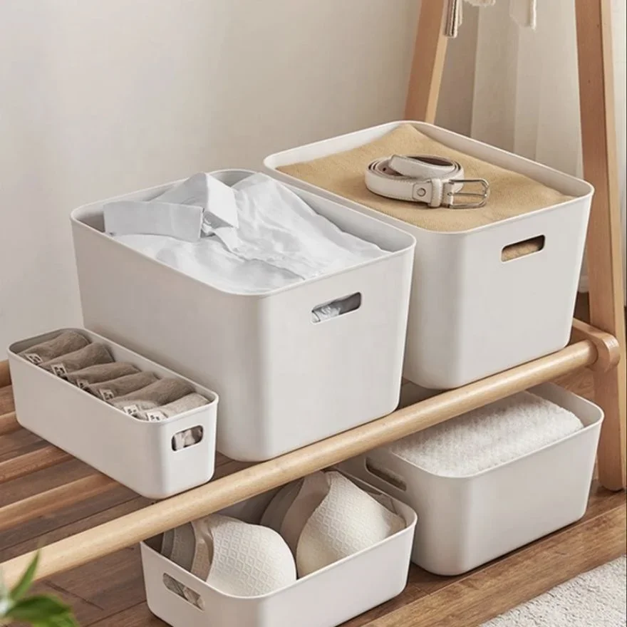 'Daily multifunctional household plastic storage box storage basket small sundries
'Daily multifunctional household plastic storage box storage basket small sundries