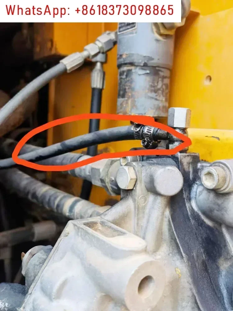Excavator accessories 135 195 205 215 225 Oil filter bottom bypass pipe, oil hose original factory
Excavator accessories 135 195 205 215 225 Oil filter bottom bypass pipe, oil hose original factory