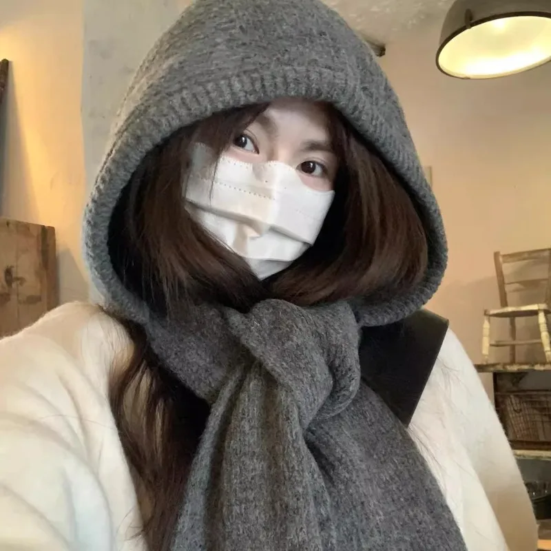 Korean Hat Scarf Integrated Warm Knitted Hat for Women Autumn Winter Ear Protection Balaclava One-piece Thickened Warm Skullies
Korean Hat Scarf Integrated Warm Knitted Hat for Women Autumn Winter Ear Protection Balaclava One-piece Thickened Warm Skullies