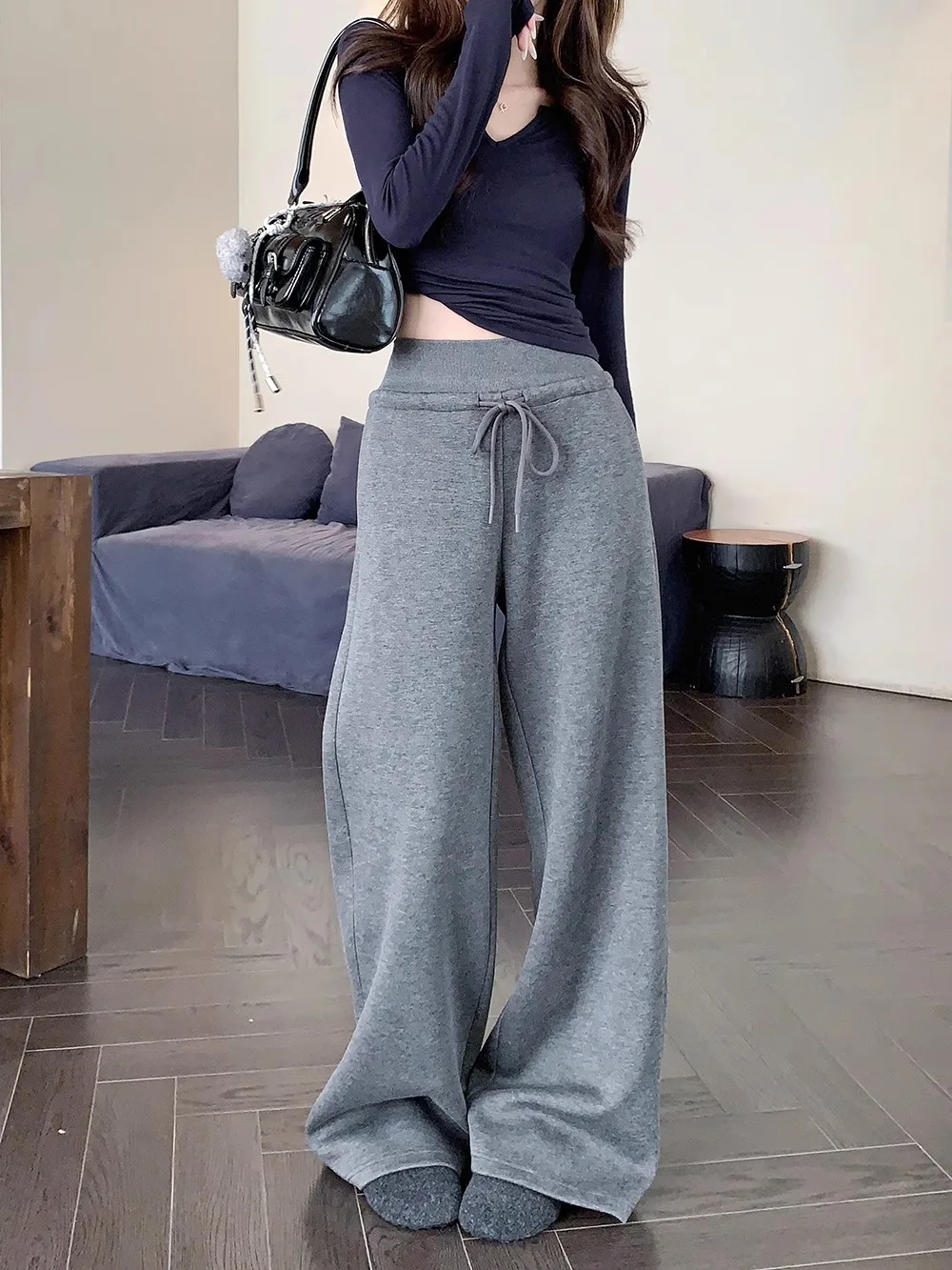 FIGOHR Korea Cotton Casual Basic Solid Flare Pants Boot Cut Pants High waisted drawstring sweatpants Women 2023 Autumn Spring
FIGOHR Korea Cotton Casual Basic Solid Flare Pants Boot Cut Pants High waisted drawstring sweatpants Women 2023 Autumn Spring