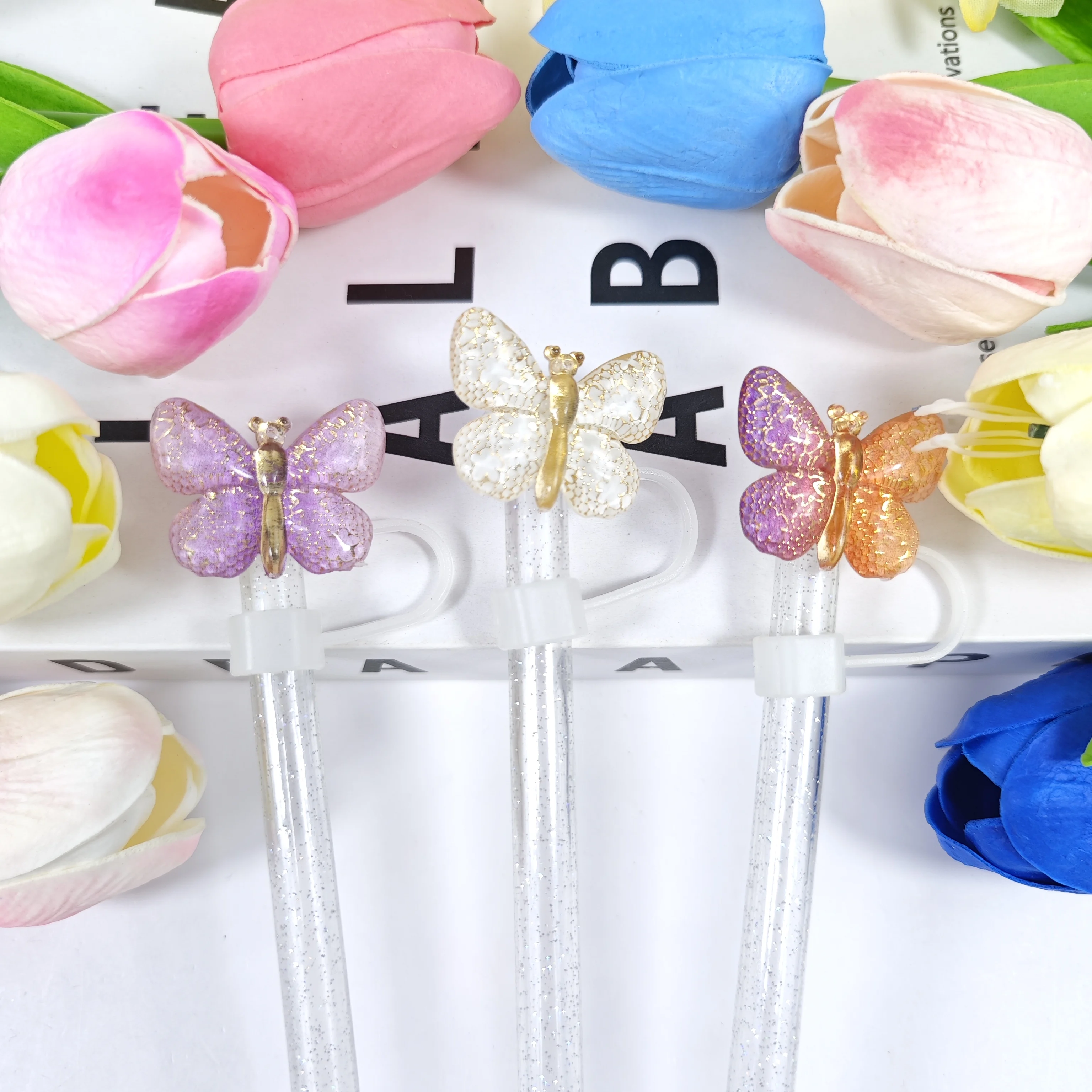 Creative Gradient Butterfly Series Cartoon Straw Cap, Soft Rubber Detachable Straw Dust Cap, Straw Cover
Creative Gradient Butterfly Series Cartoon Straw Cap, Soft Rubber Detachable Straw Dust Cap, Straw Cover