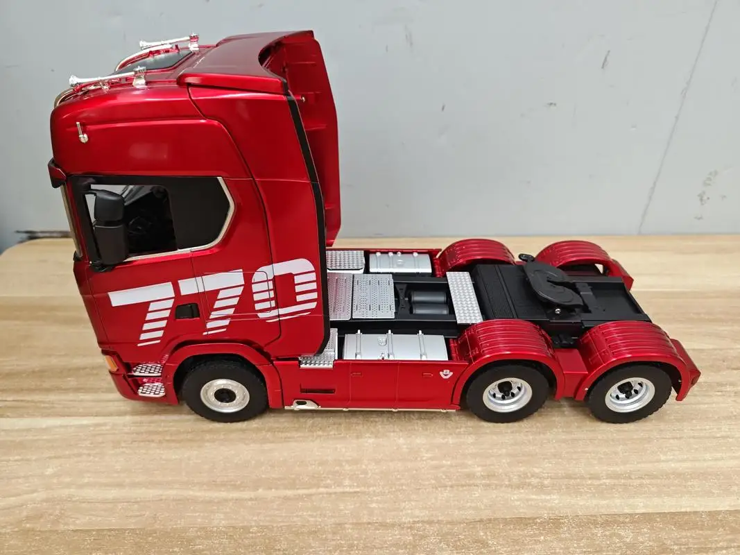 Huina 1501 Car Head 770s V8 1/18 Rc Alloy Tractor Truck 19ch 2.4g Engineering Trailer Truck With Light And Sound Toys Gift
Huina 1501 Car Head 770s V8 1/18 Rc Alloy Tractor Truck 19ch 2.4g Engineering Trailer Truck With Light And Sound Toys Gift