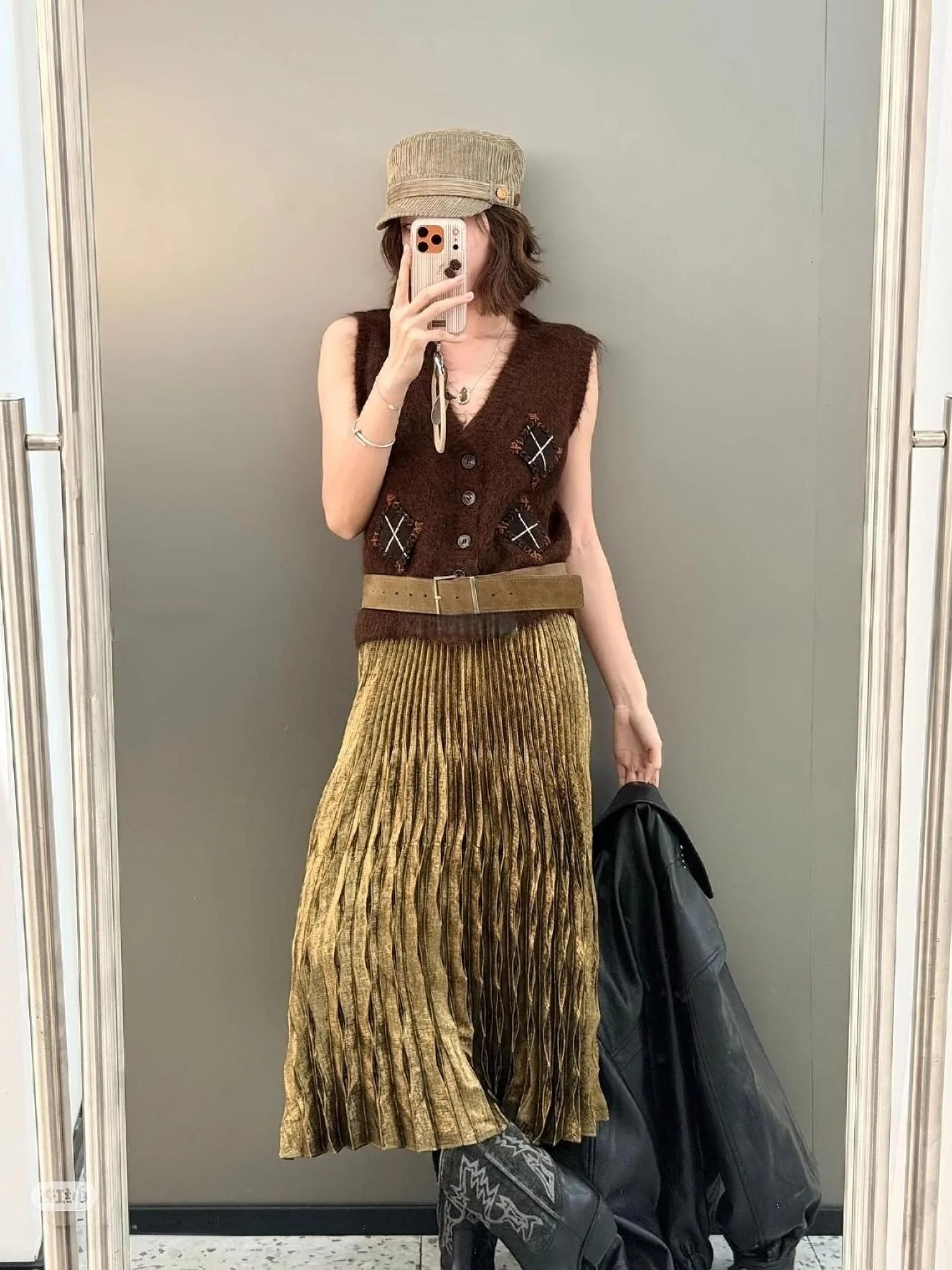 Fashionable Pleated Textured Long Half Skirt Elegant High Waist Polyester Fiber City Commute A-Line Skirt Elastic Waist
Fashionable Pleated Textured Long Half Skirt Elegant High Waist Polyester Fiber City Commute A-Line Skirt Elastic Waist