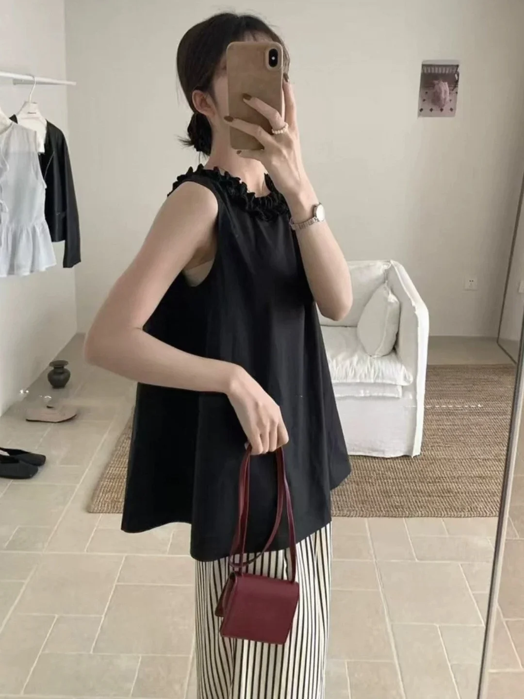 Korean Style Ruffle Collar Sleeveless Vest Women's Summer Design Front Back Two-Way Wear Doll Shirt Top Three-Dimensional Atm...
Korean Style Ruffle Collar Sleeveless Vest Women's Summer Design Front Back Two-Way Wear Doll Shirt Top Three-Dimensional Atm...