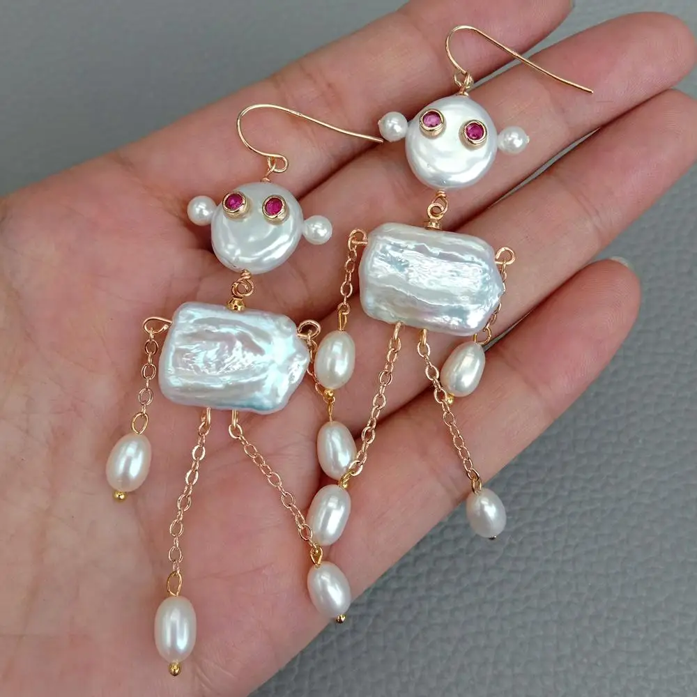 KKGEM Robot Shape natural freshwater Cultured White Pearl Earrings Dangle Earrings Novelty Jewelry
KKGEM Robot Shape natural freshwater Cultured White Pearl Earrings Dangle Earrings Novelty Jewelry
