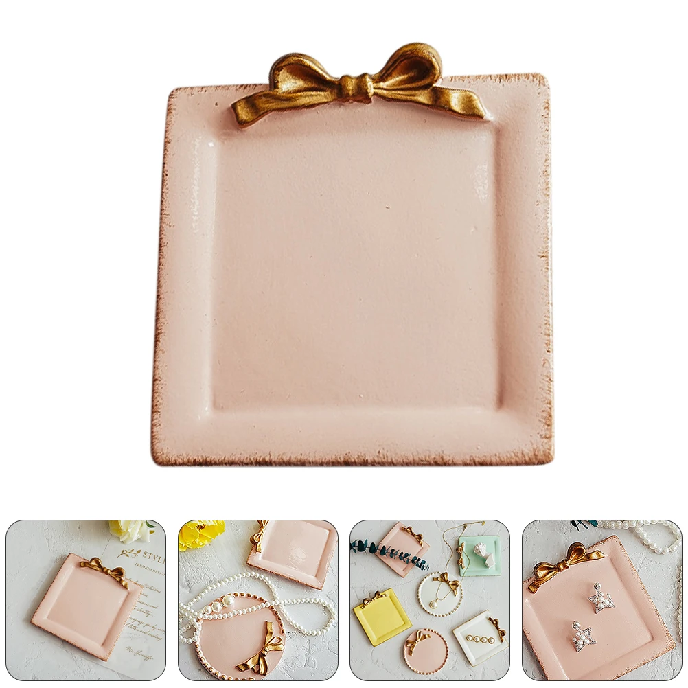 Earring Display Tray Resin Jewelry Holder Pink Desktop nament Photography Prop Smooth Surface Unique Shape Practical Gift
Earring Display Tray Resin Jewelry Holder Pink Desktop nament Photography Prop Smooth Surface Unique Shape Practical Gift