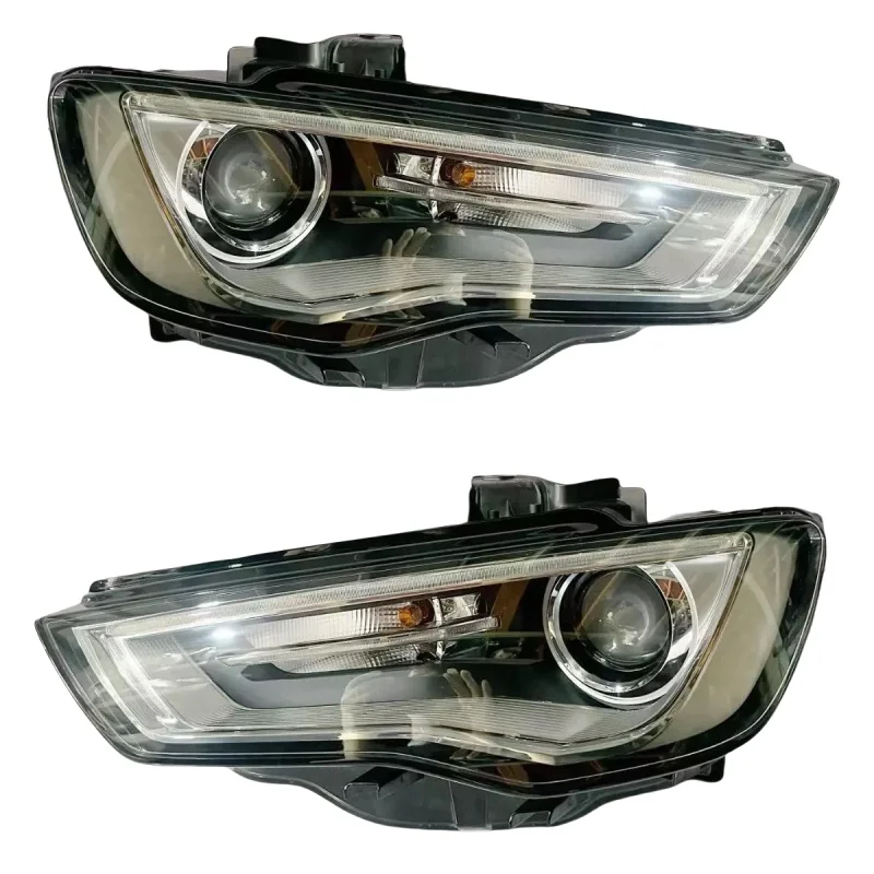 Applicable Audi A3 HID xenon left and right 2 headlights 2012 - 2016 EU version 8V0941044L 8V0941043L
Applicable Audi A3 HID xenon left and right 2 headlights 2012 - 2016 EU version 8V0941044L 8V0941043L