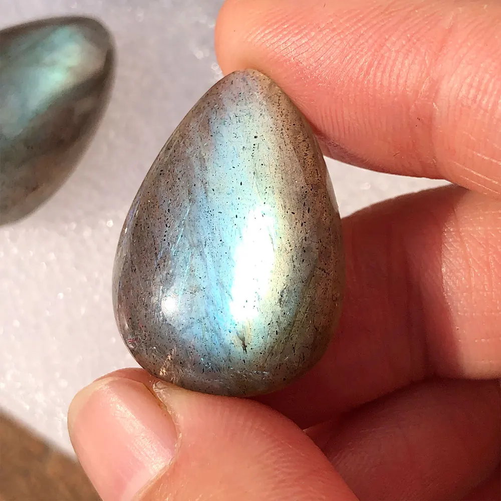 Natural Stone Labradorite Teardrop Grey Moonstone Crystals Carvings Crystal Stone Mineral Quartz Gemstone Home Decoration Chakra
Natural Stone Labradorite Teardrop Grey Moonstone Crystals Carvings Crystal Stone Mineral Quartz Gemstone Home Decoration Chakra