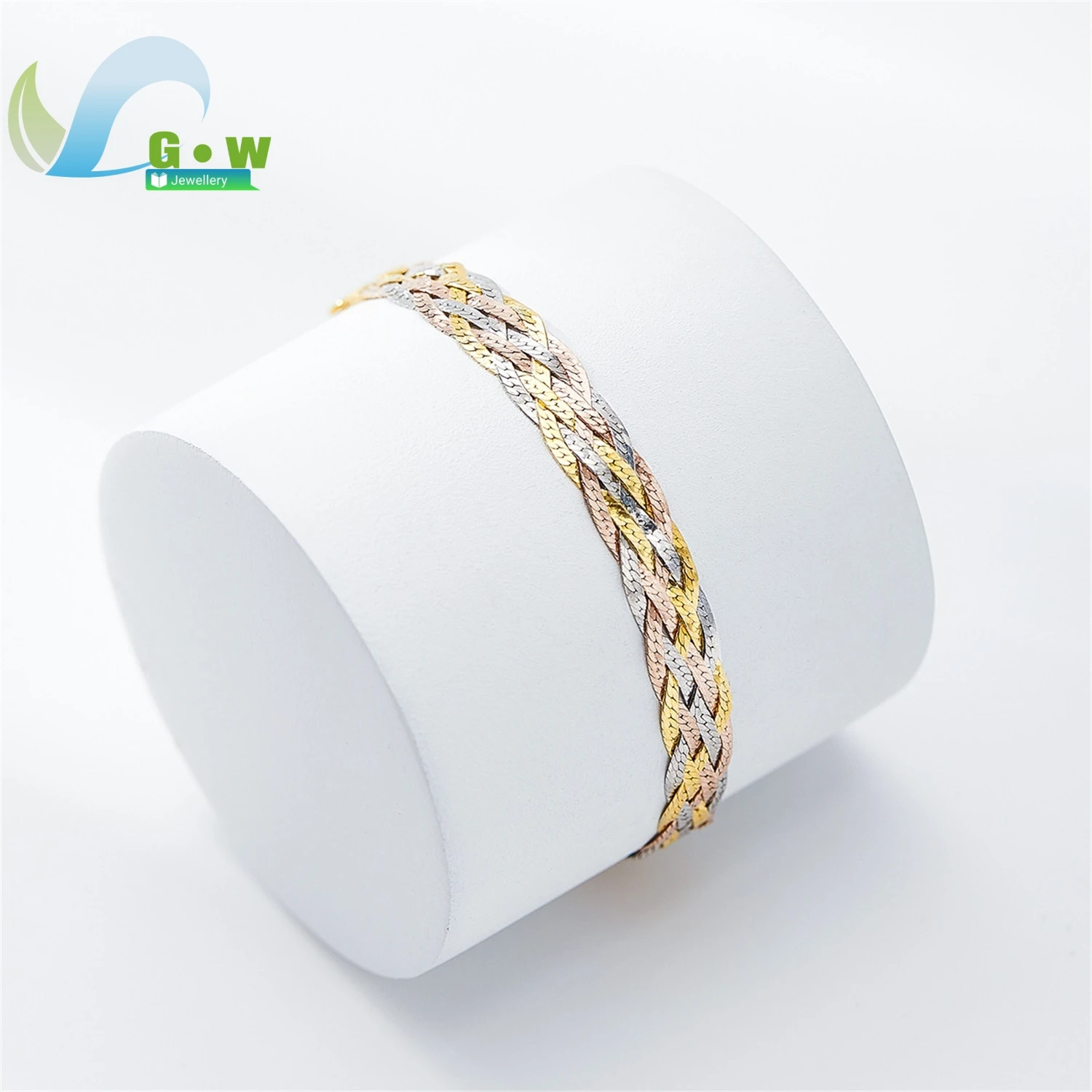 925 Silver 6-Strand Tricolor Braided Herringbone Chain Bracelet for Women Italian Craftsmanship Woven Fashion High-End Gifts
925 Silver 6-Strand Tricolor Braided Herringbone Chain Bracelet for Women Italian Craftsmanship Woven Fashion High-End Gifts