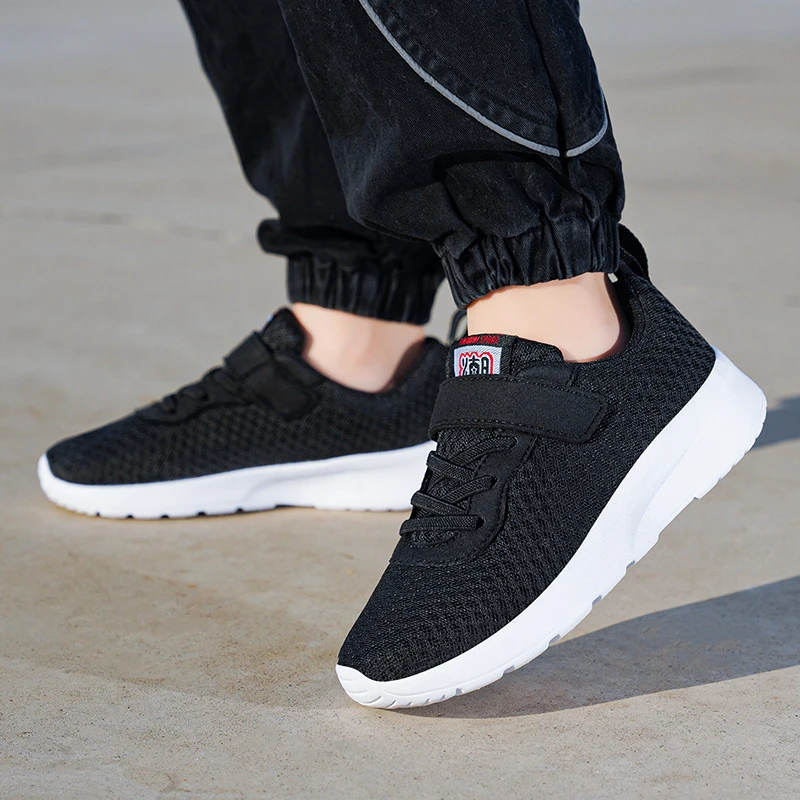 Kids Breathable Mesh Sneakers Boys Girls Lightweight Running Shoes With Adjustable Strap In Black White And Blue For School
Kids Breathable Mesh Sneakers Boys Girls Lightweight Running Shoes With Adjustable Strap In Black White And Blue For School