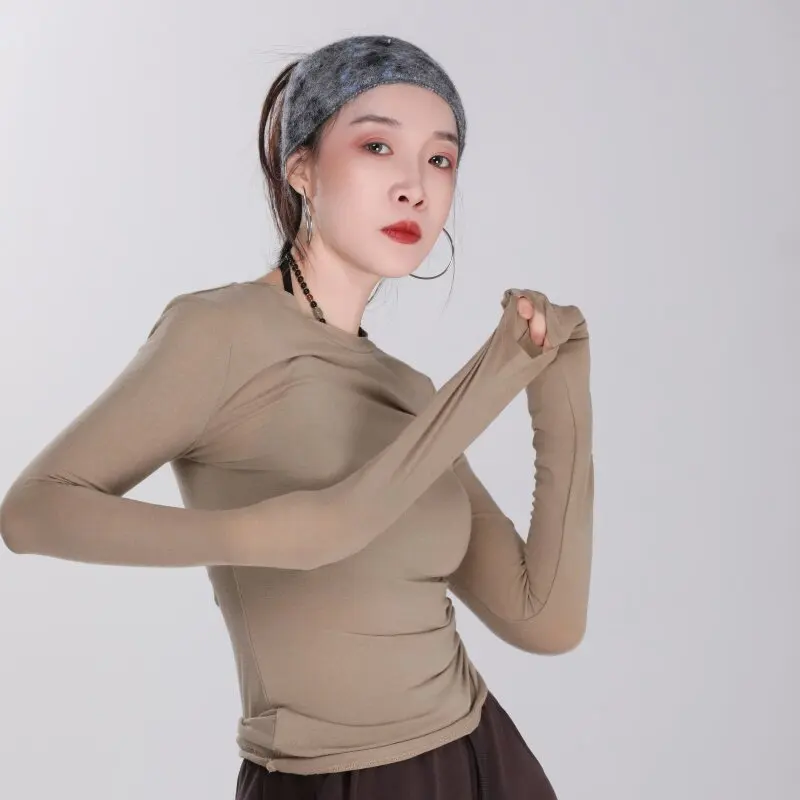 customized Round neck long sleeved women's versatile base coat thin dancer commuting coat belly dance practice top
customized Round neck long sleeved women's versatile base coat thin dancer commuting coat belly dance practice top