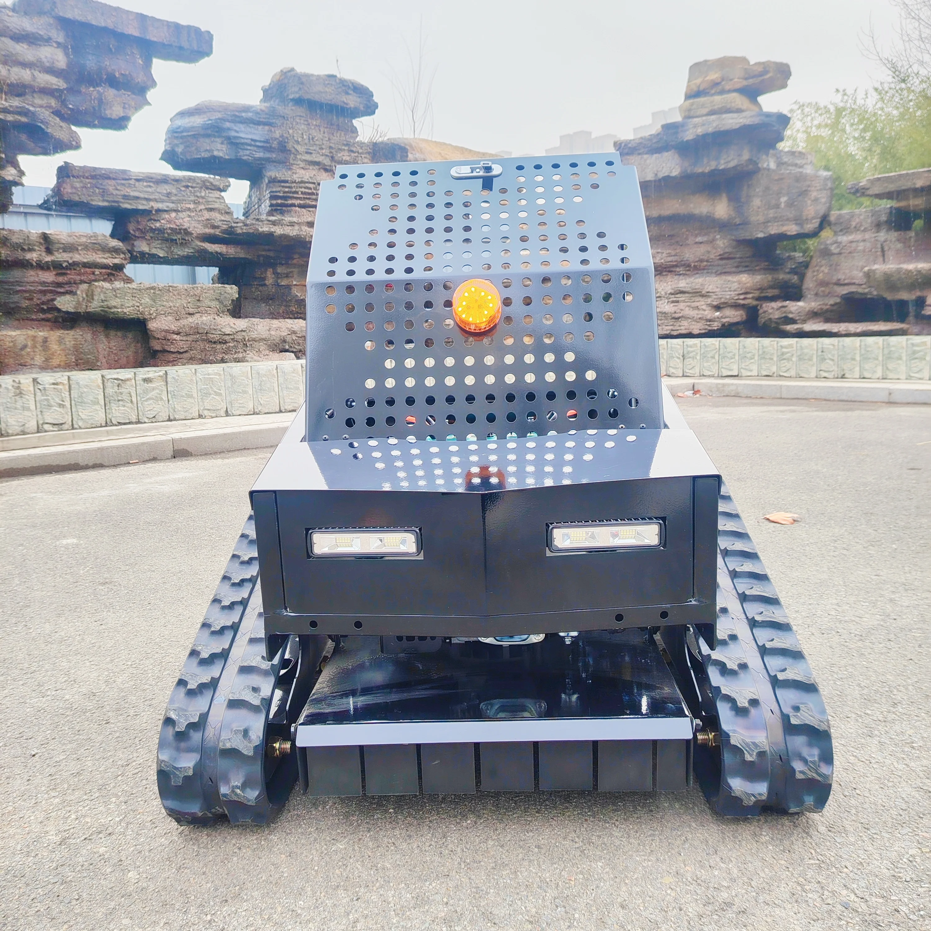 Smart lawn mowers CE/EU5/EPA 1500 ㎡/h 500MM 5KM/H Support customization Powerful Park Lawns Ultra long remote control distance
Smart lawn mowers CE/EU5/EPA 1500 ㎡/h 500MM 5KM/H Support customization Powerful Park Lawns Ultra long remote control distance