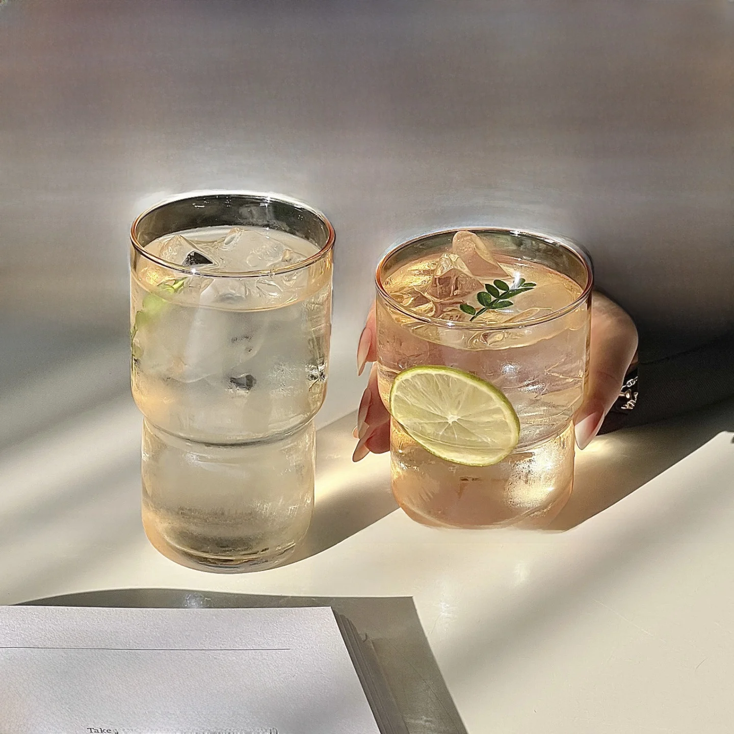 Lightweight Glass Layered Cup for Coffee Tea Milk Juice Drinking Straight Drink Cover Amber Color Single Layer Cup round ape
Lightweight Glass Layered Cup for Coffee Tea Milk Juice Drinking Straight Drink Cover Amber Color Single Layer Cup round ape