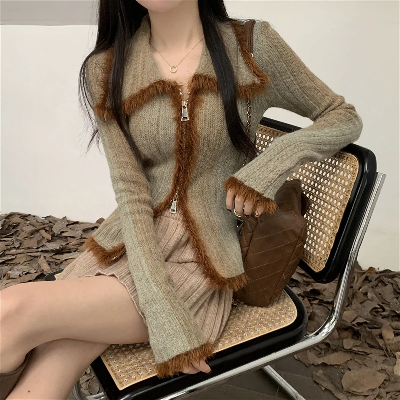 Vintage Gradient Polo Zipper Cardigan Women Autumn Winter Long Sleeve Cashmere Sweater Knitted Top Outwear Jumpers
Vintage Gradient Polo Zipper Cardigan Women Autumn Winter Long Sleeve Cashmere Sweater Knitted Top Outwear Jumpers