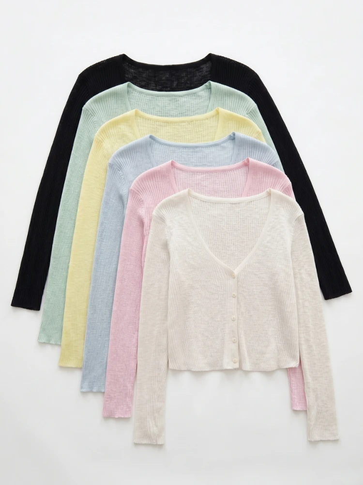 AOSSVIAO 2026 Summer Air Conditioner Shawl Blue V-Neck Thin Sunscreen Women Knit Cardigan Single-breasted Short Tops Outerwear
AOSSVIAO 2026 Summer Air Conditioner Shawl Blue V-Neck Thin Sunscreen Women Knit Cardigan Single-breasted Short Tops Outerwear