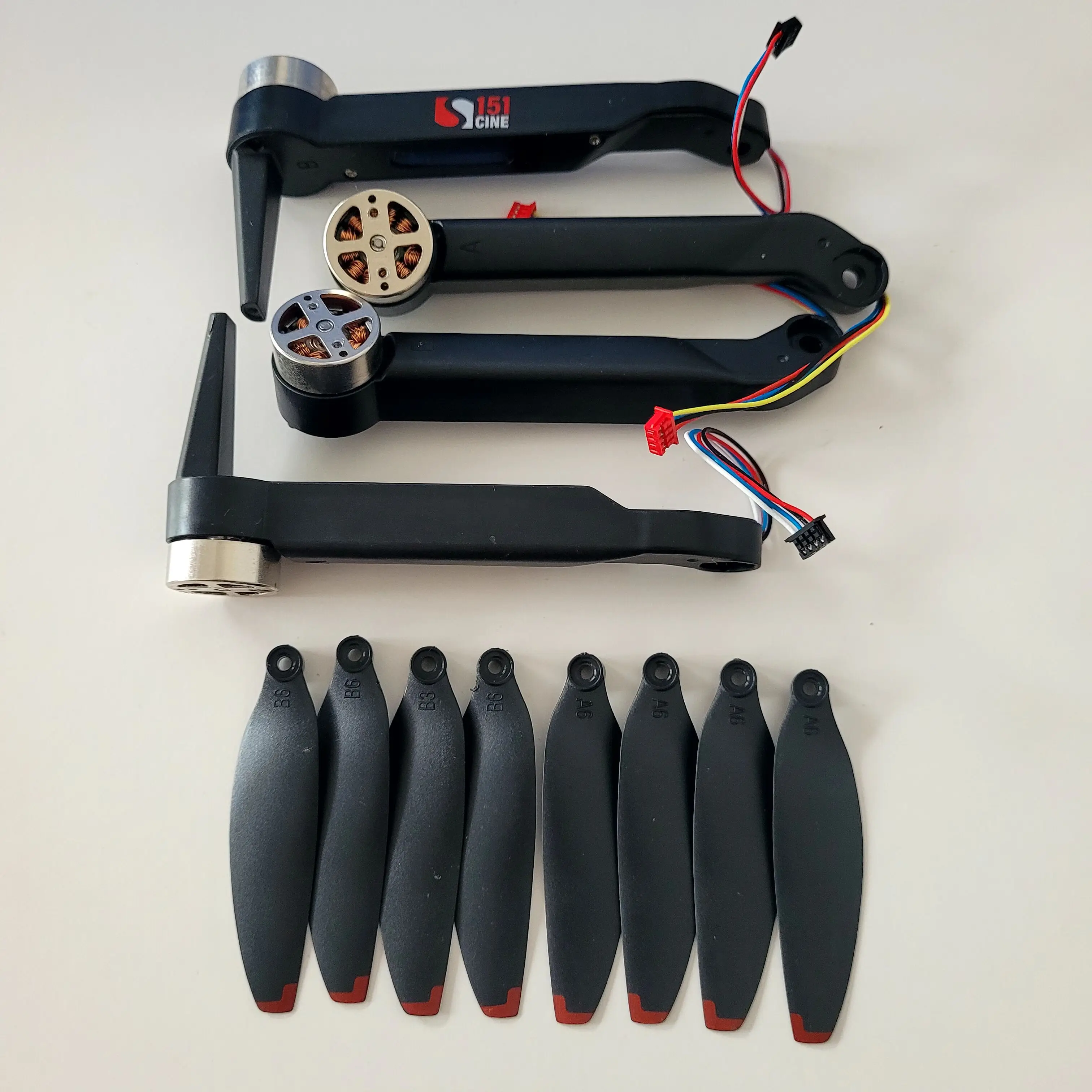 Original Drone Spare Part S151 Motor Arm with Engine Propeller Blade Part Accessory
Original Drone Spare Part S151 Motor Arm with Engine Propeller Blade Part Accessory