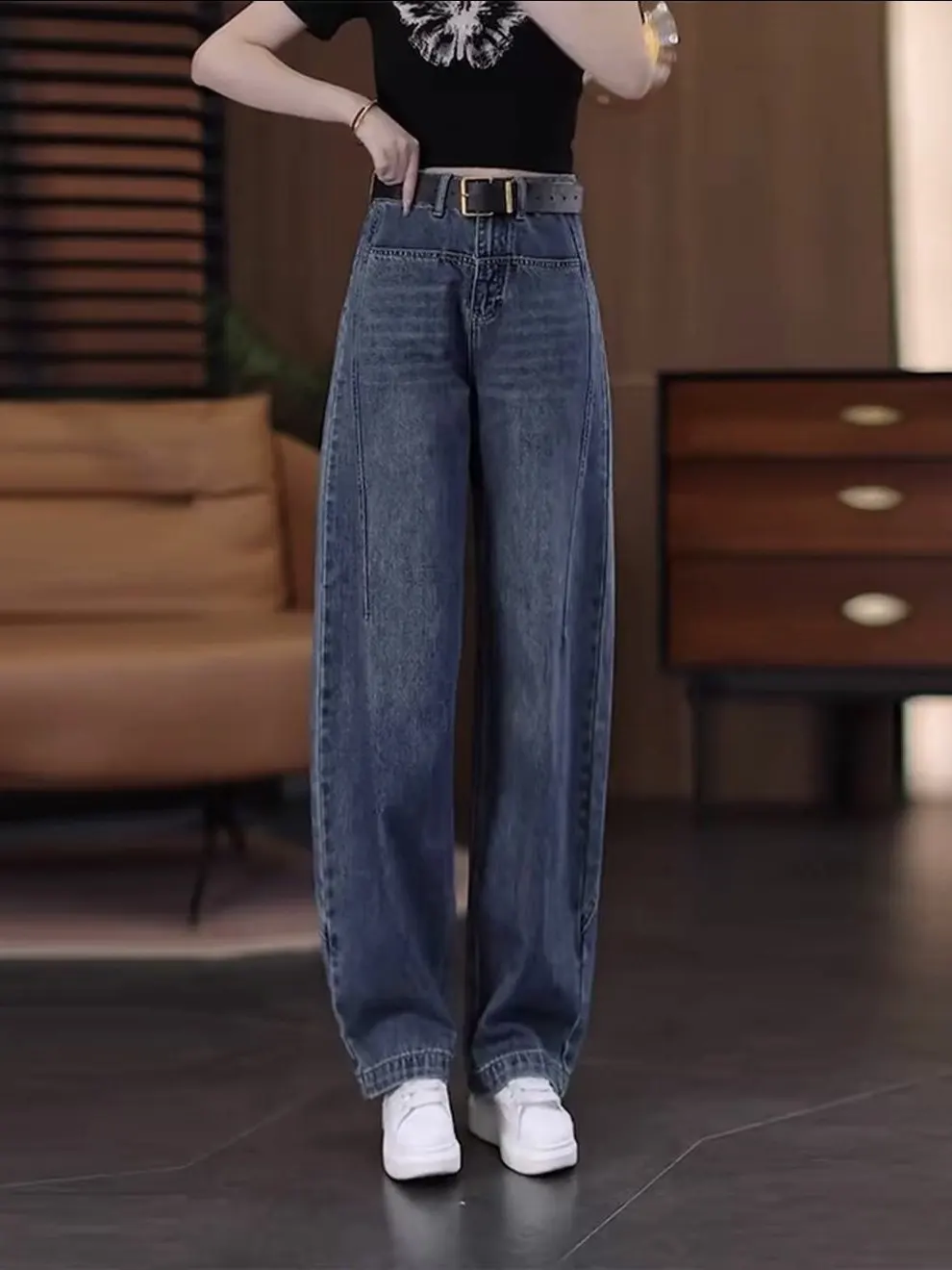 Retro Blue Denim Curved Knife Pants Women's New 2026 High Waist Slim Version Tapered Wide Leg Long Pants Spring Autumn
Retro Blue Denim Curved Knife Pants Women's New 2026 High Waist Slim Version Tapered Wide Leg Long Pants Spring Autumn