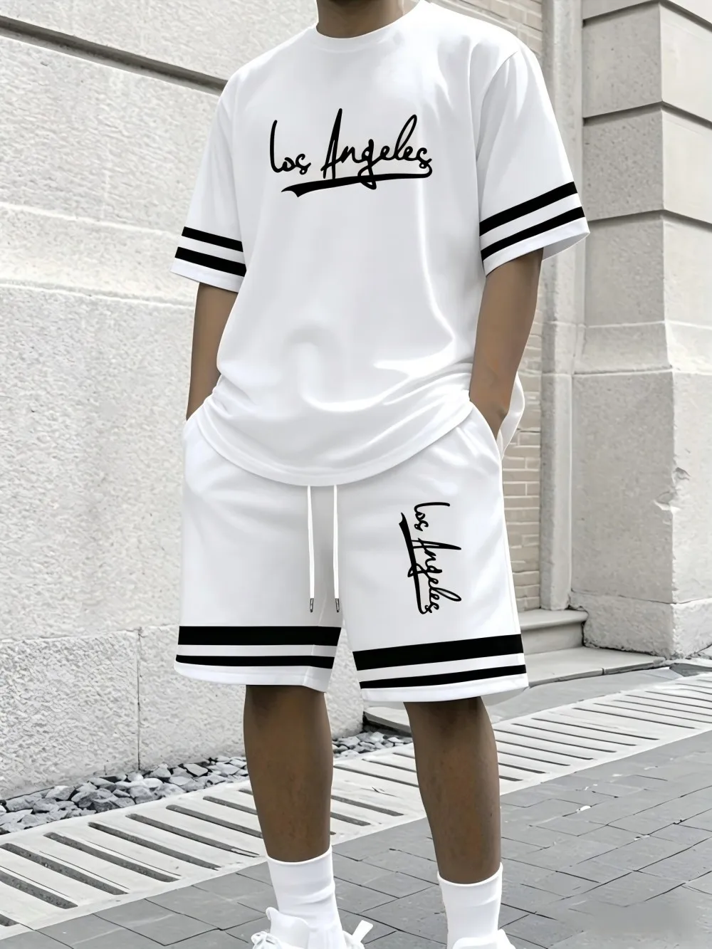 New men's summer striped letter print comfortable breathable round neck T-shirt drawstring shorts set outdoor casual wear
New men's summer striped letter print comfortable breathable round neck T-shirt drawstring shorts set outdoor casual wear