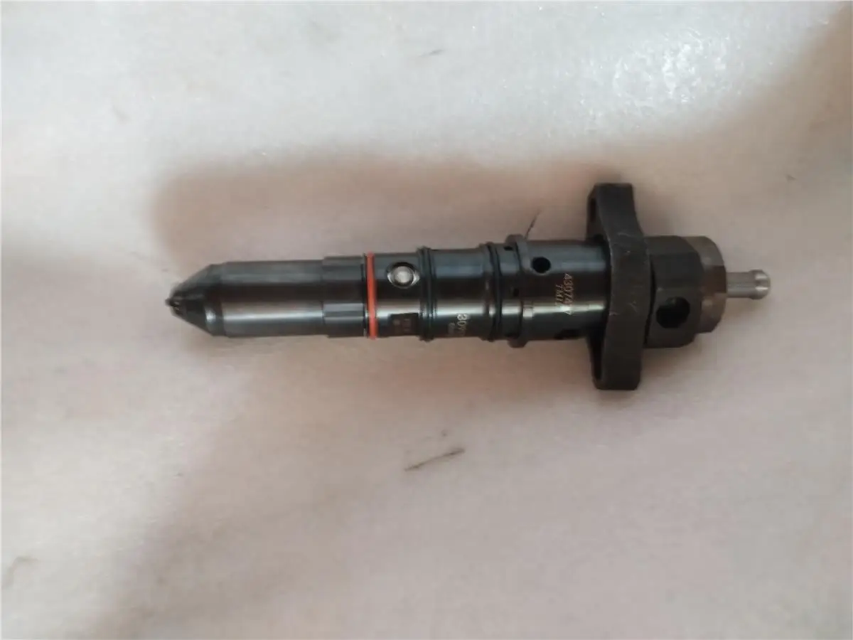 Hot saleOriginal KTA19 KTA50 QSK50 K19 K50 Engine Spare Part Fuel Injector 3095773 for Cummins
Hot saleOriginal KTA19 KTA50 QSK50 K19 K50 Engine Spare Part Fuel Injector 3095773 for Cummins