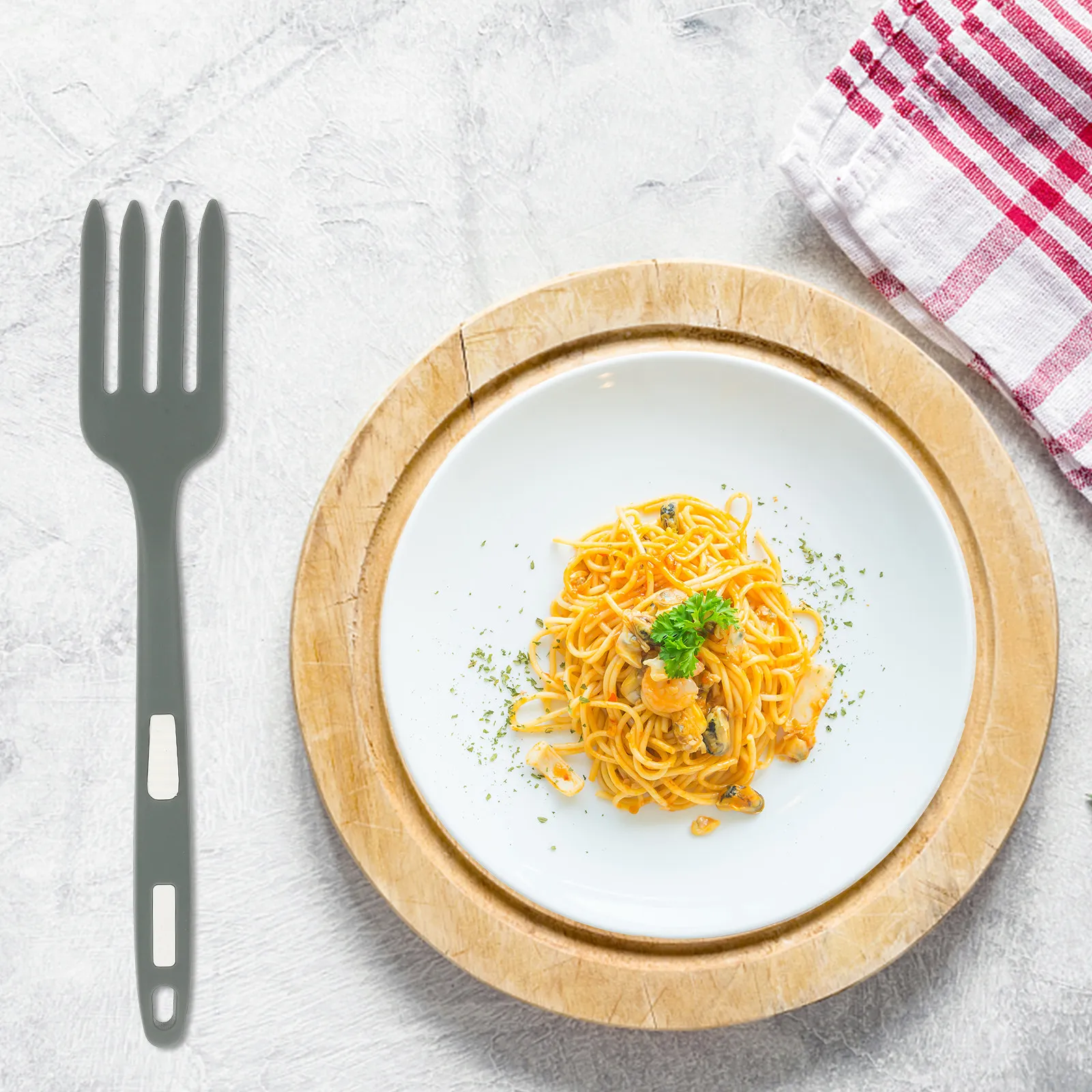 Silicone Cooking Fork Large Noodle Pasta Fork Nonstick Reusable Kitchen Gadget for Salad Spaghetti Stir Fry Food Serving
Silicone Cooking Fork Large Noodle Pasta Fork Nonstick Reusable Kitchen Gadget for Salad Spaghetti Stir Fry Food Serving
