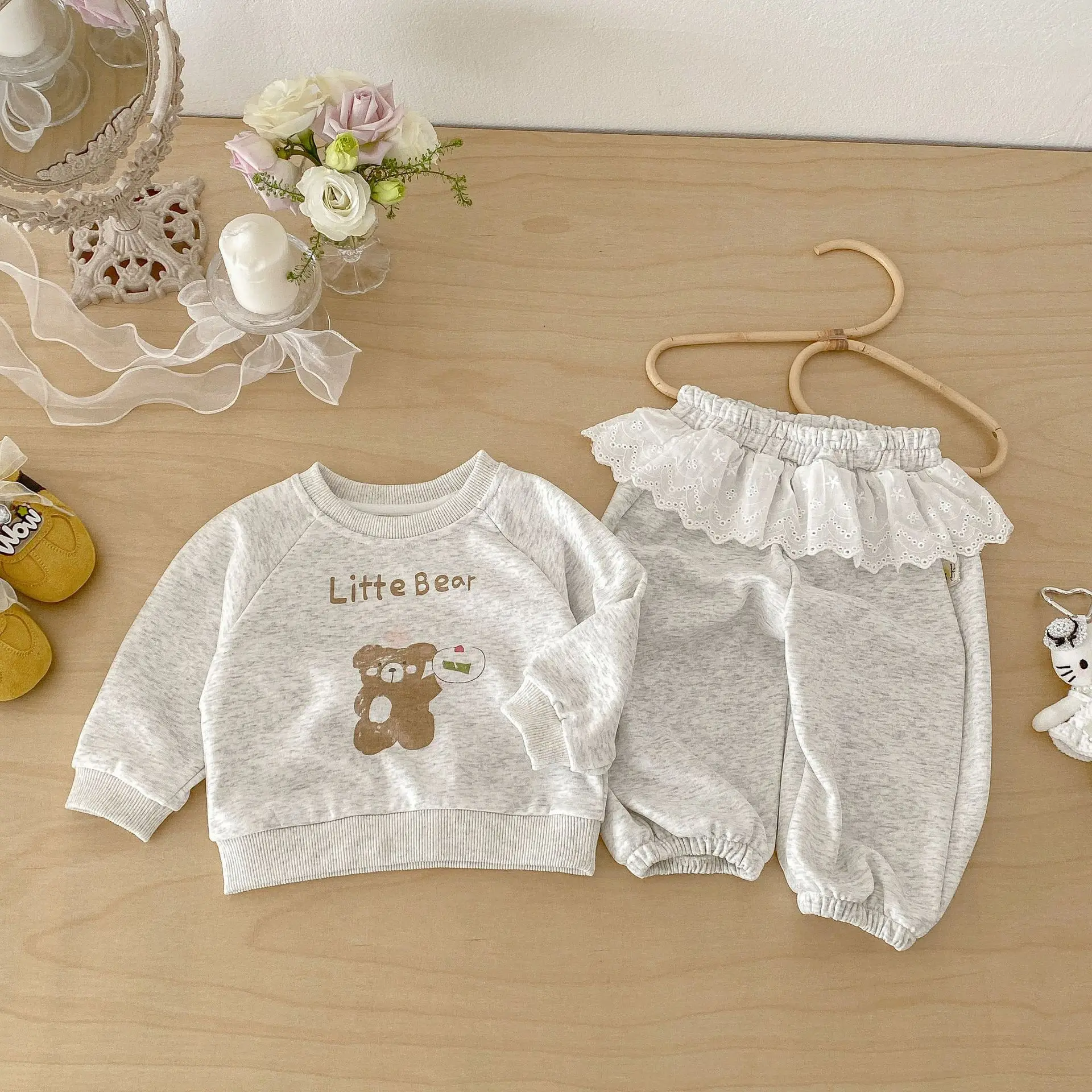 Baby Girls Sets Spring Autumn Korean-style Kids Cartoon Sweatshirts And Lace Waist Pants Set 9M-4T Toddler Girls 2 Piece Outfit
Baby Girls Sets Spring Autumn Korean-style Kids Cartoon Sweatshirts And Lace Waist Pants Set 9M-4T Toddler Girls 2 Piece Outfit