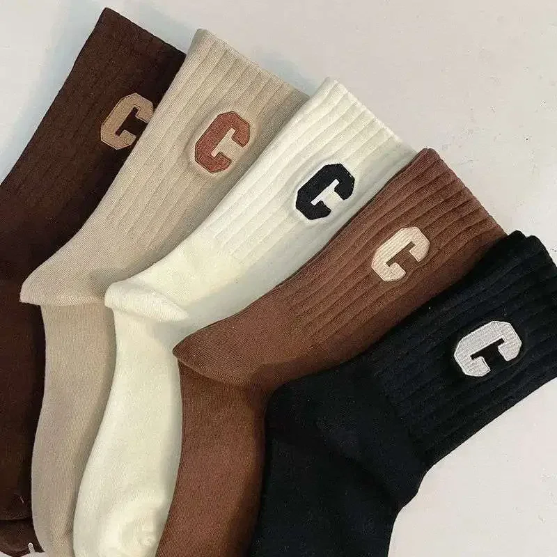 Удобные детские носки для маленьких мальчиков и девочек, однотонные хлопковые школьные спортивные носки длиной до икры, теплые весенне-осенние модные носки
Удобные детские носки для маленьких мальчиков и девочек, однотонные хлопковые школьные спортивные носки длиной до икры, теплые весенне-осенние модные носки