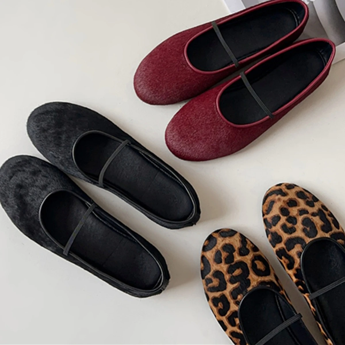 Jenny&Dave 2025 Summer Horsehair Genuine Leather Mary Jane Shoes French Retro Grandmother Ballet Shoes Flat Shoes Women Loafers
Jenny&Dave 2025 Summer Horsehair Genuine Leather Mary Jane Shoes French Retro Grandmother Ballet Shoes Flat Shoes Women Loafers