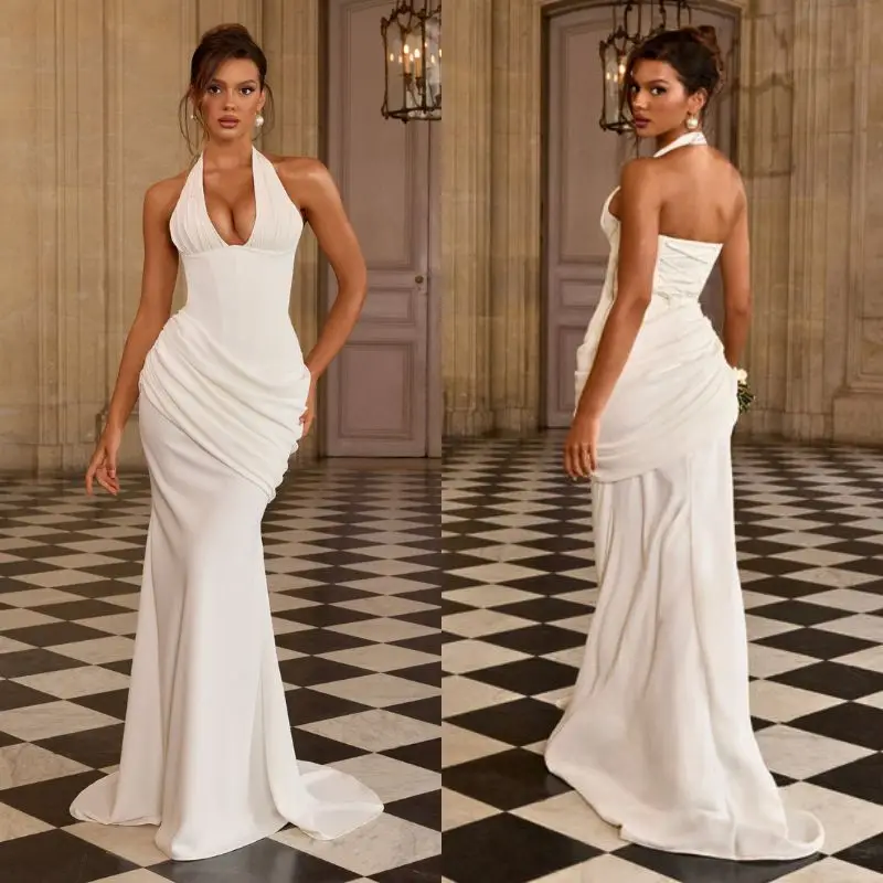 Halter Neck Satin Mermaid Wedding Dress Ruched Deep V Neck Backless Bridal Gown Train Vestidos de Novia Robe de Mariee Plus Size
Halter Neck Satin Mermaid Wedding Dress Ruched Deep V Neck Backless Bridal Gown Train Vestidos de Novia Robe de Mariee Plus Size