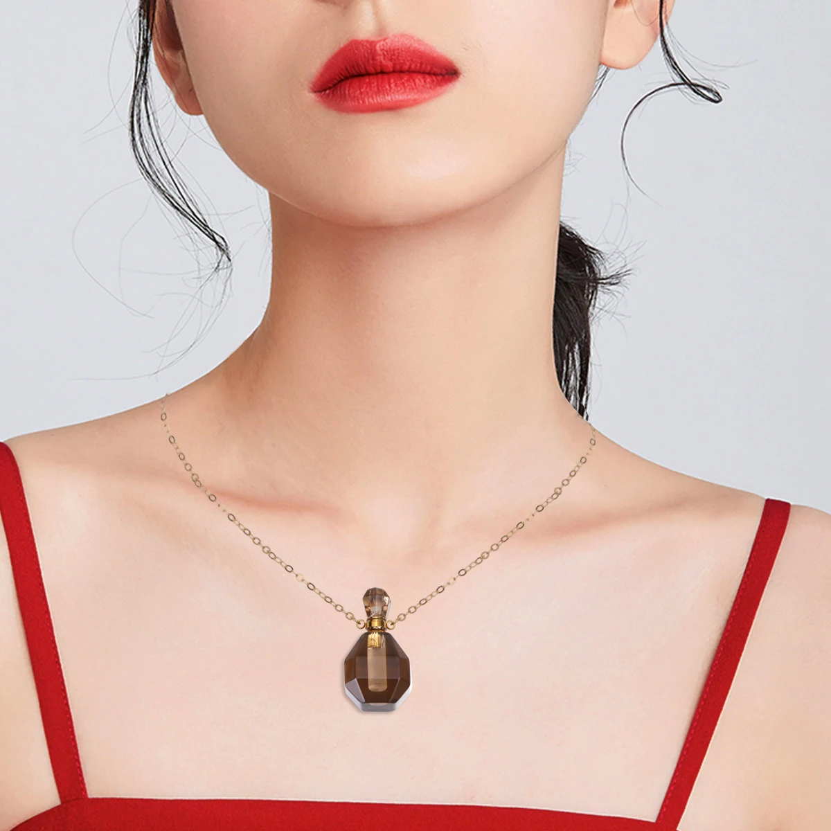 Bottle Pendant Mini Perfume Container Hanging Necklace Jewelry Decor Aromatherapy Essential Oil Supplies
Bottle Pendant Mini Perfume Container Hanging Necklace Jewelry Decor Aromatherapy Essential Oil Supplies