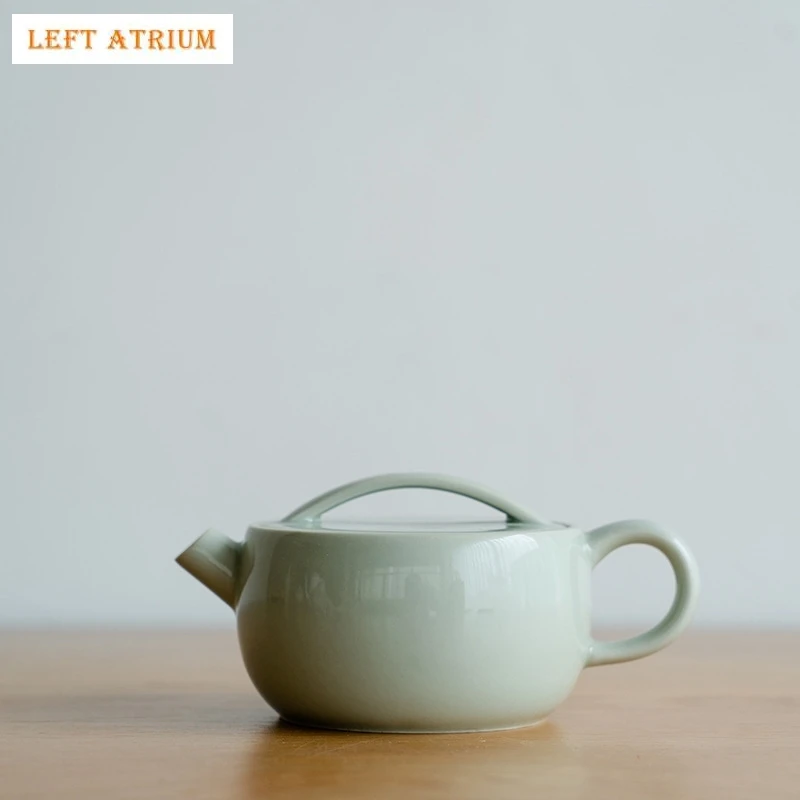 Big Mouth Song Porcelain Teapot Chinese Ceramic Kettle Green Teapot Tea Ceremony Set Milk Oolong Tea Teaware Type
Big Mouth Song Porcelain Teapot Chinese Ceramic Kettle Green Teapot Tea Ceremony Set Milk Oolong Tea Teaware Type