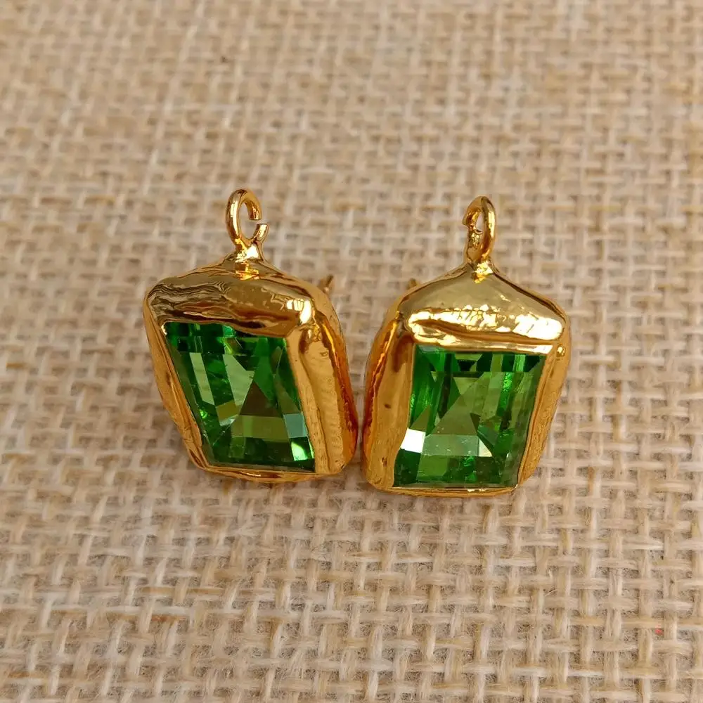 5 Pair Brass Green Crystal Rectangle Dangle Eardrop Studs For Handmade Earrings
5 Pair Brass Green Crystal Rectangle Dangle Eardrop Studs For Handmade Earrings