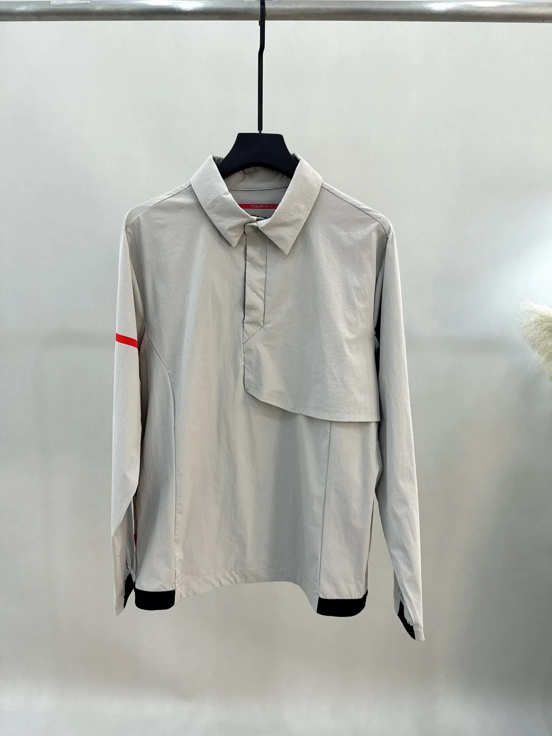 Men's New Arrival Golf Wear: Collared Long-Sleeve Versatile Windbreaker Casual Jacket
Men's New Arrival Golf Wear: Collared Long-Sleeve Versatile Windbreaker Casual Jacket