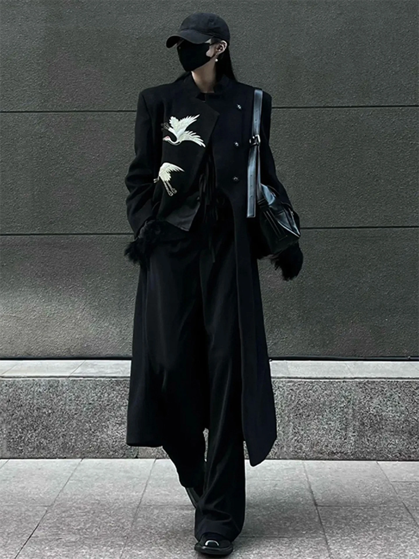 Ele Long Men's Woolen Coat with Embroidered Crane Design Padded oulder Winter Faion Outerwear Traditional Chinese Sle
Ele Long Men's Woolen Coat with Embroidered Crane Design Padded oulder Winter Faion Outerwear Traditional Chinese Sle