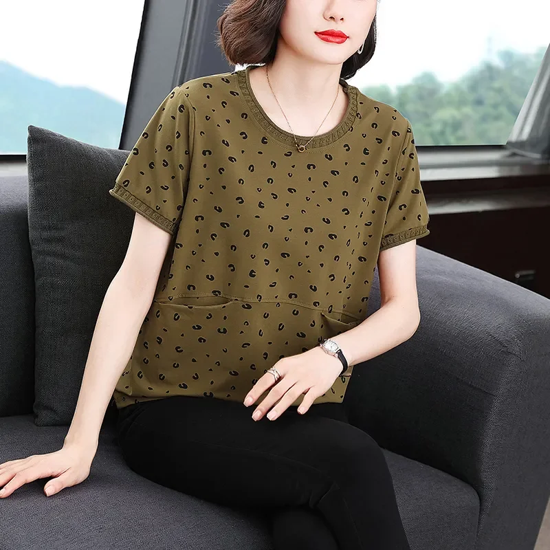 Round Neck Printed Short-sleeved T-shirt Summer Pullover Middle-aged Mother Korean Style All-match Top
Round Neck Printed Short-sleeved T-shirt Summer Pullover Middle-aged Mother Korean Style All-match Top