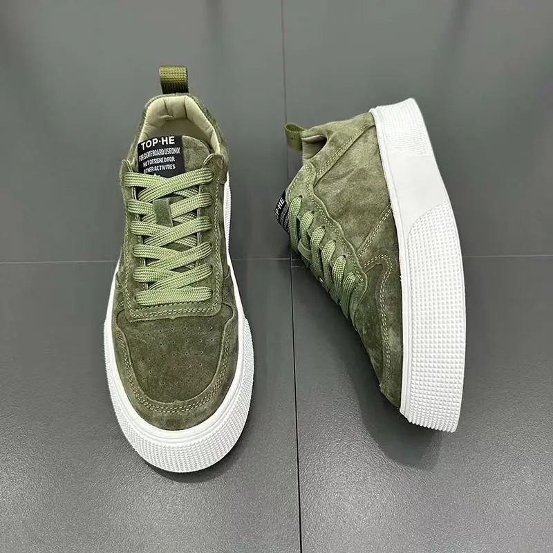New spring, summer and autumn casual, breathable and durable men's trendy and versatile shoes, Korean-style sneakers and sports
New spring, summer and autumn casual, breathable and durable men's trendy and versatile shoes, Korean-style sneakers and sports