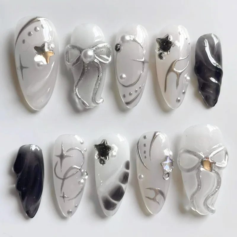 10Pcs Handmade Nails Sweet and Edgy Rhinestone Contrast-Color Short Almond-Shaped Press-On Nails—Perfect As A Gift for Girls
10Pcs Handmade Nails Sweet and Edgy Rhinestone Contrast-Color Short Almond-Shaped Press-On Nails—Perfect As A Gift for Girls