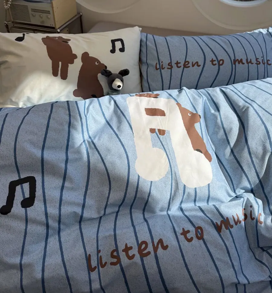 Cute cartoon bear music etter blue stripe bedding set,twin full queen king cotton home textile sheet pillow case quilt cover
Cute cartoon bear music etter blue stripe bedding set,twin full queen king cotton home textile sheet pillow case quilt cover